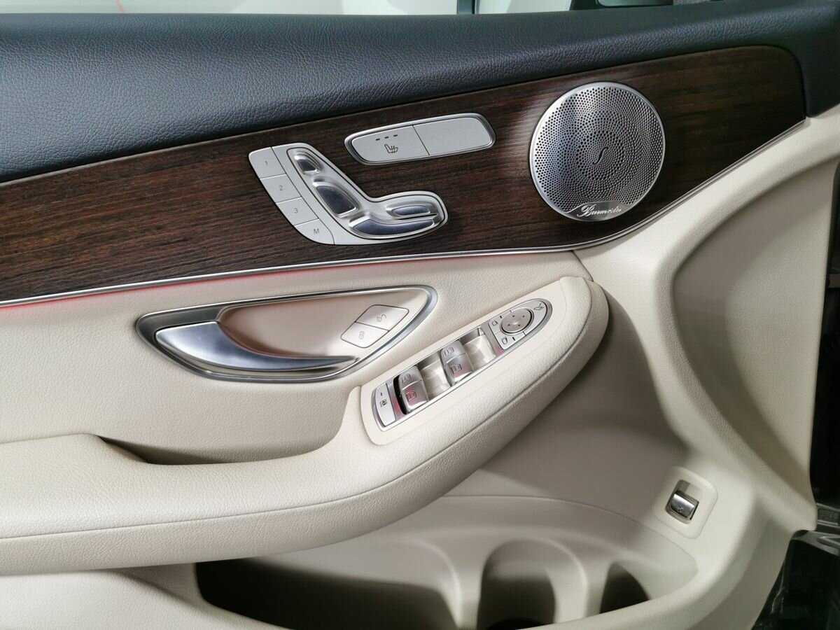 Mercedes-Benz GLC Coupe 2019 года с пробегом. Фото: #14