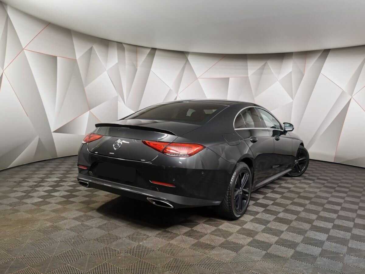 Mercedes-Benz CLS 2018 года с пробегом. Фото: #1