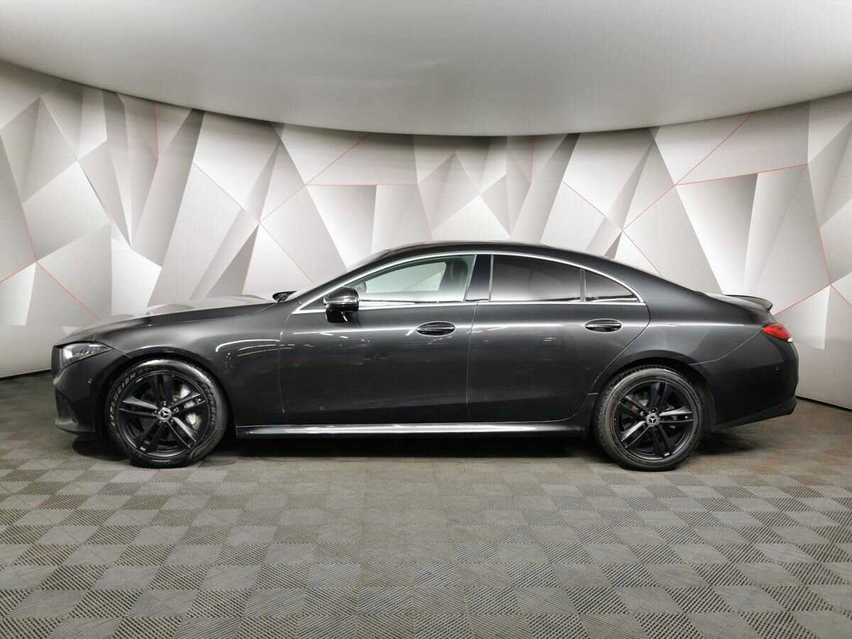 Mercedes-Benz CLS 2018 года с пробегом. Фото: #4