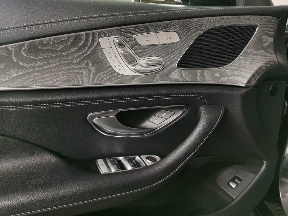 Mercedes-Benz CLS 2018 года с пробегом. Фото: #16