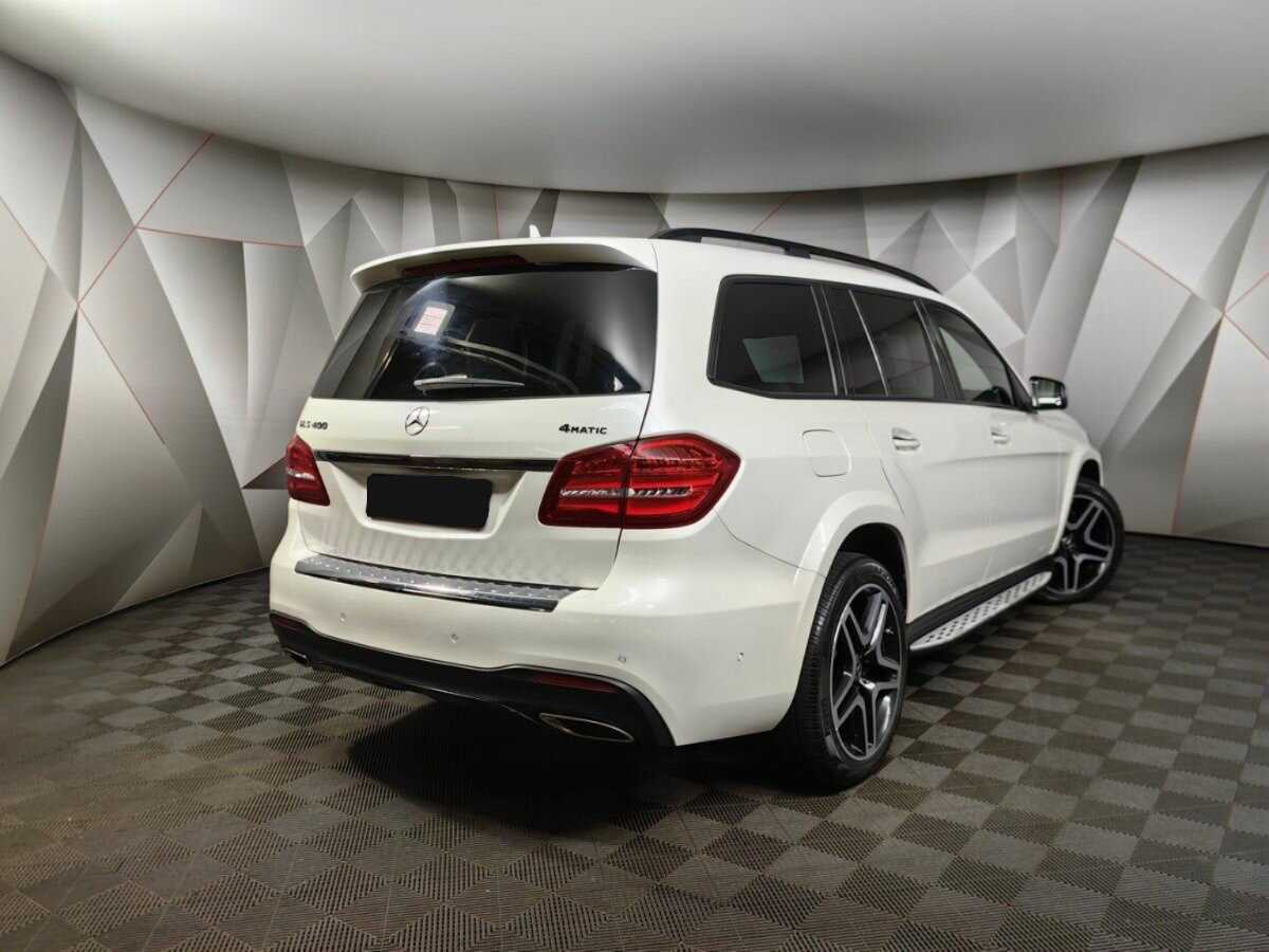 Mercedes-Benz GLS 2017 года с пробегом. Фото: #1