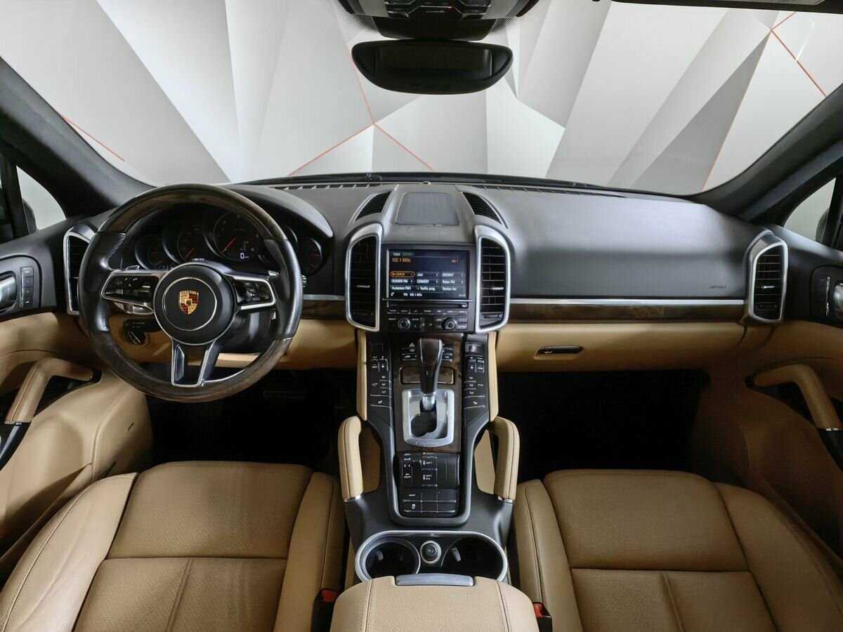 Porsche Cayenne 2015 года с пробегом. Фото: #9