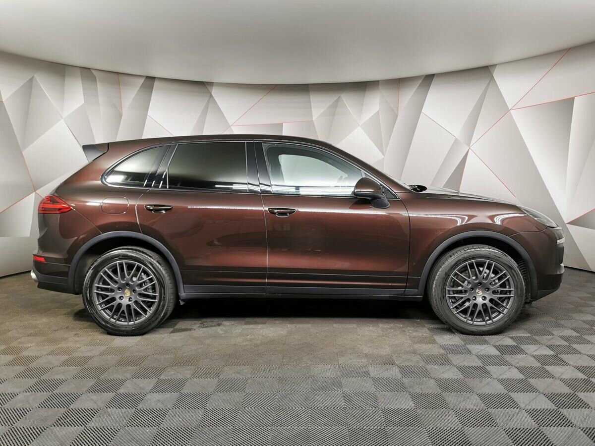 Porsche Cayenne 2015 года с пробегом. Фото: #5