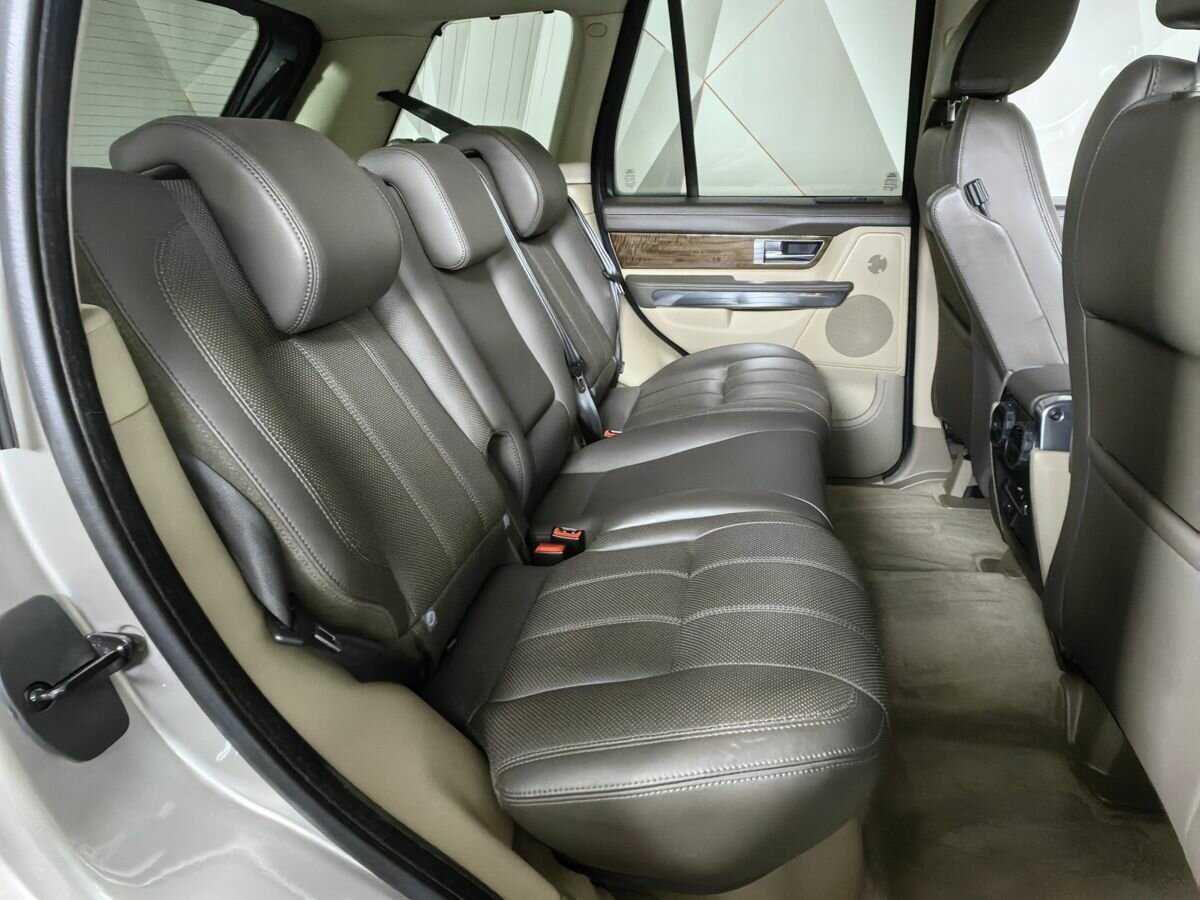 Land Rover Range Rover Sport 2011 года с пробегом. Фото: #10