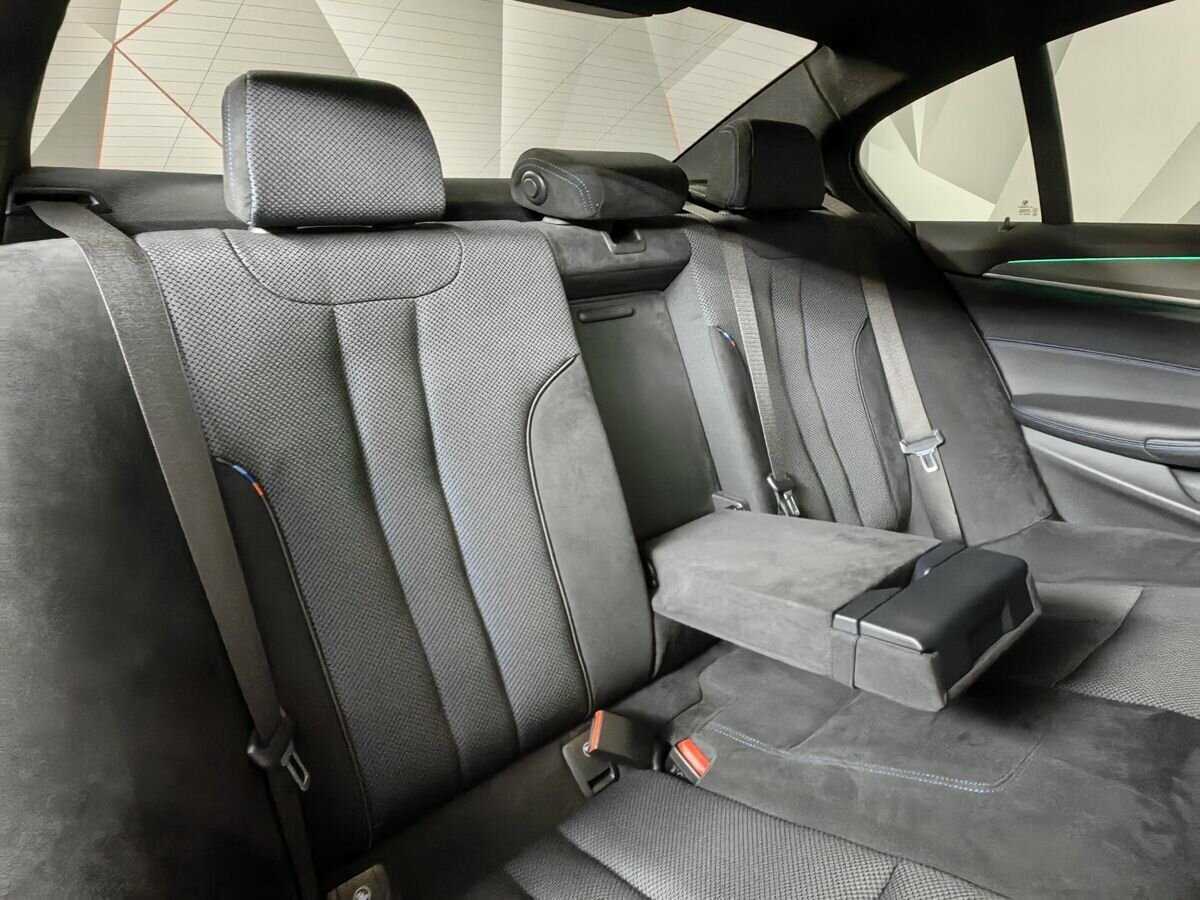 BMW 5 серии 2020 года с пробегом. Фото: #14