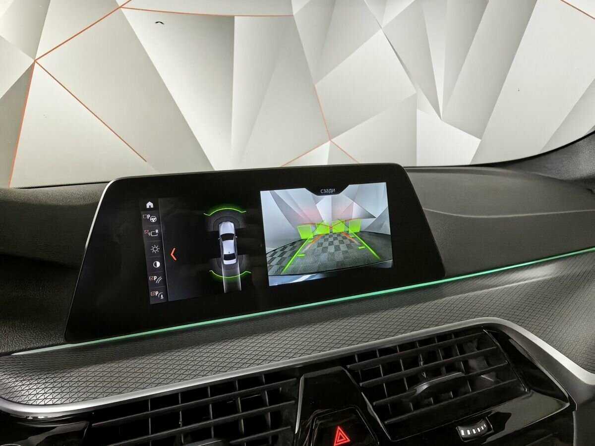 BMW 5 серии 2020 года с пробегом. Фото: #17