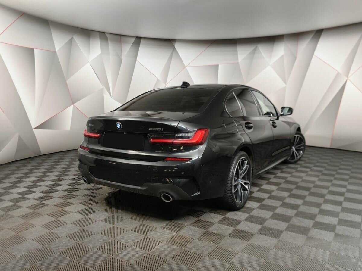 BMW 3 серии 2020 года с пробегом. Фото: #1