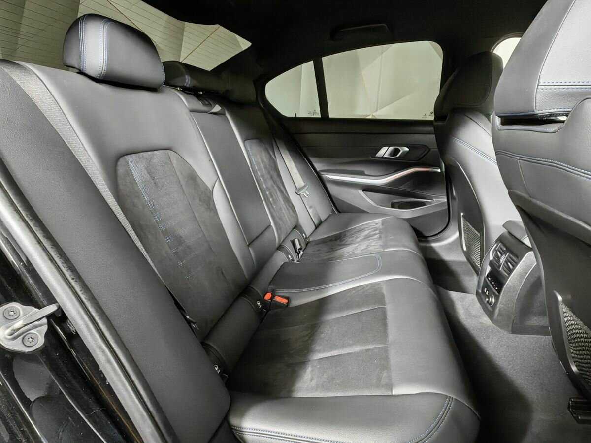 BMW 3 серии 2020 года с пробегом. Фото: #11