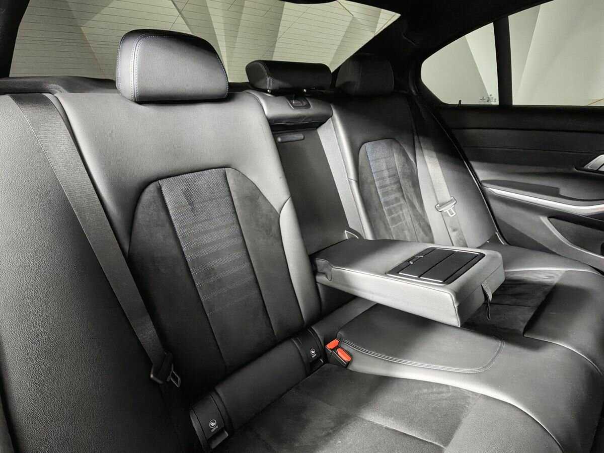 BMW 3 серии 2020 года с пробегом. Фото: #12