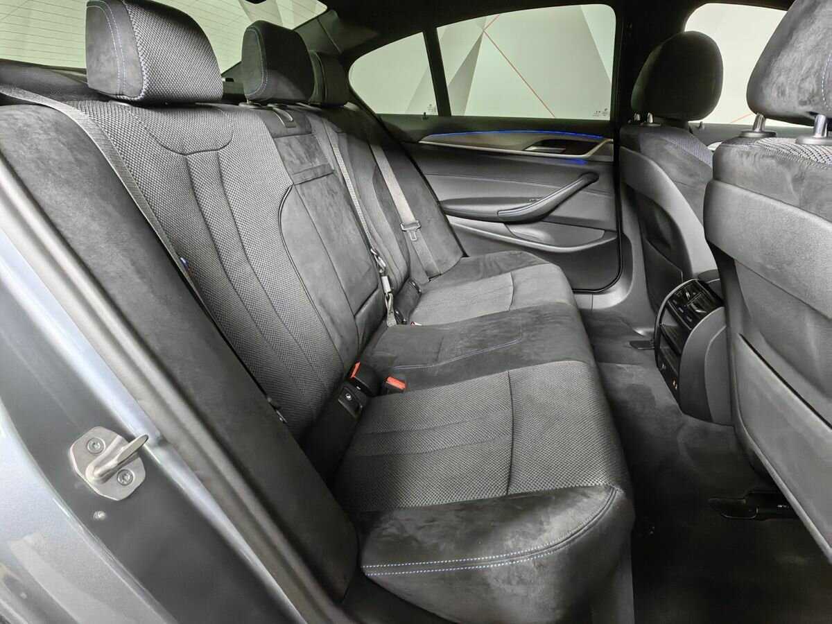 BMW 5 серии 2020 года с пробегом. Фото: #8