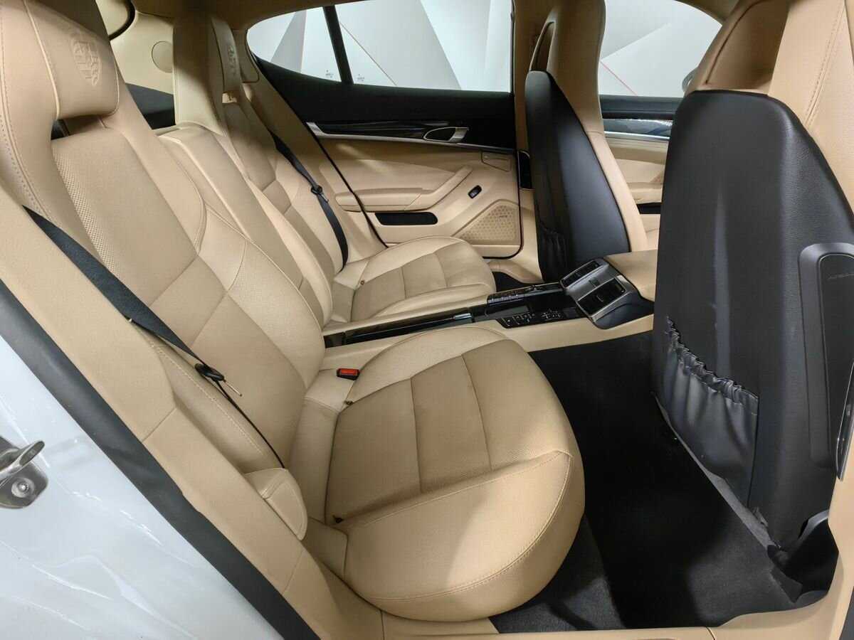 Porsche Panamera 2015 года с пробегом. Фото: #11