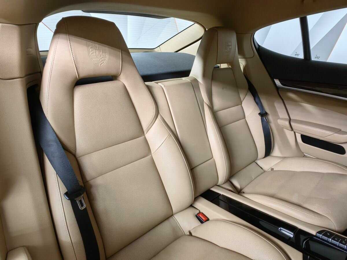 Porsche Panamera 2015 года с пробегом. Фото: #12