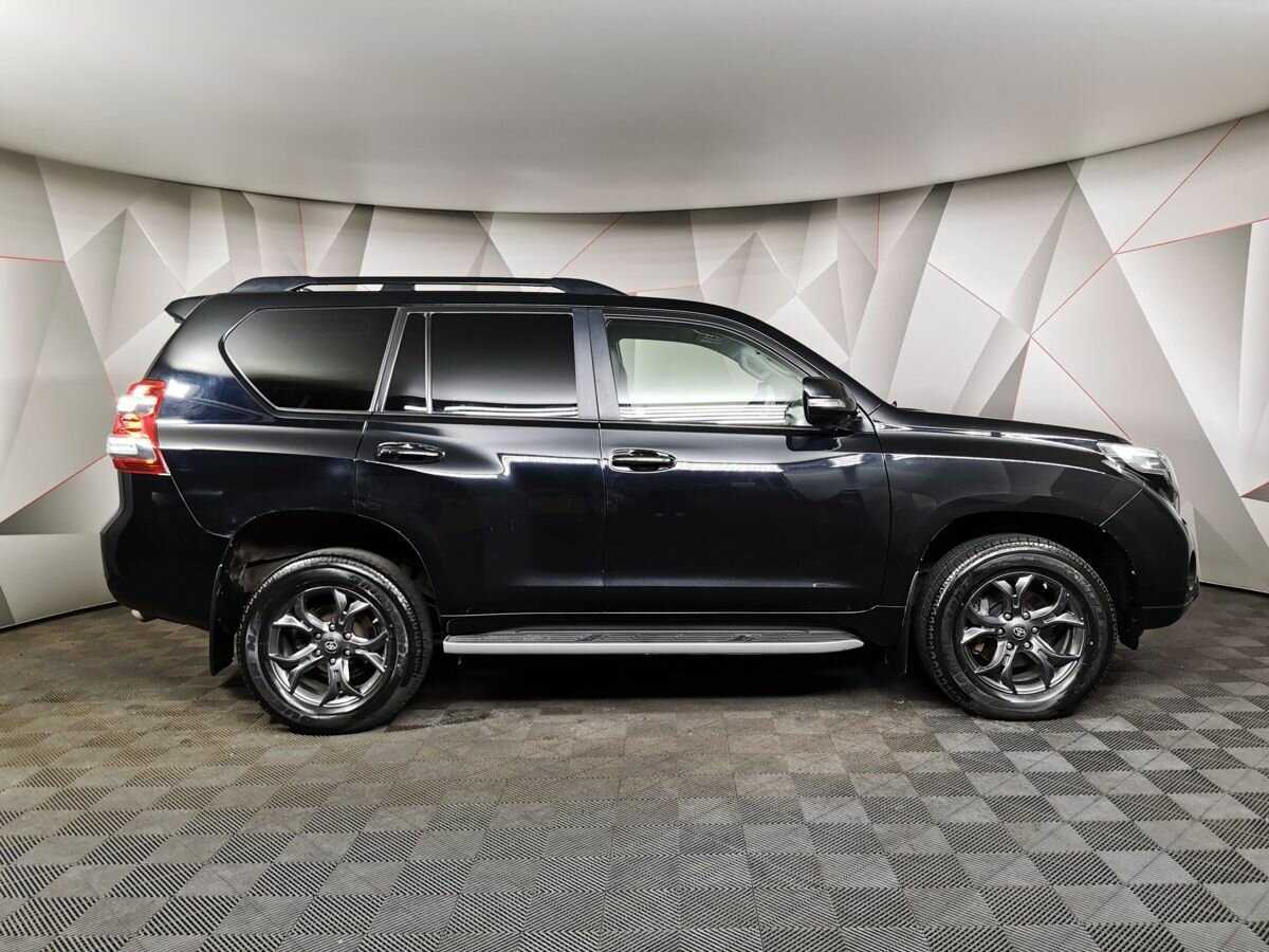 Toyota Land Cruiser Prado 2017 года с пробегом. Фото: #5