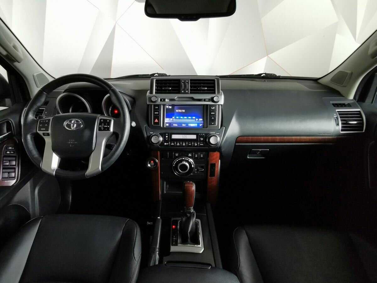 Toyota Land Cruiser Prado 2017 года с пробегом. Фото: #9