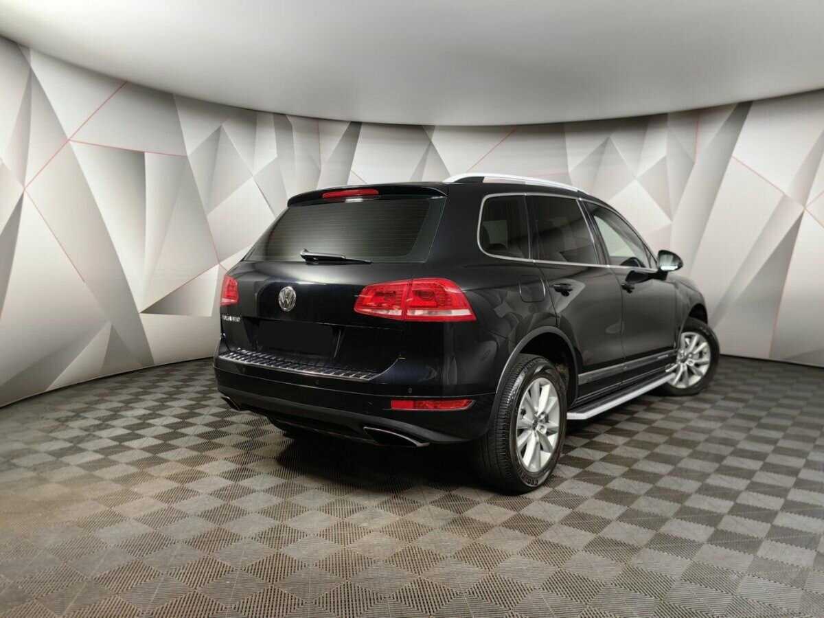Volkswagen Touareg 2011 года с пробегом. Фото: #1
