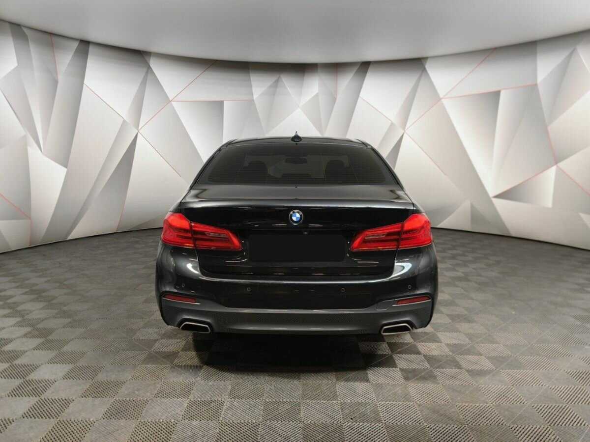 BMW 5 серии 2018 года с пробегом. Фото: #7