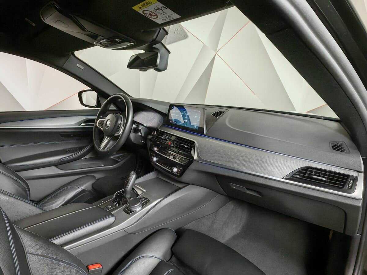BMW 5 серии 2018 года с пробегом. Фото: #8