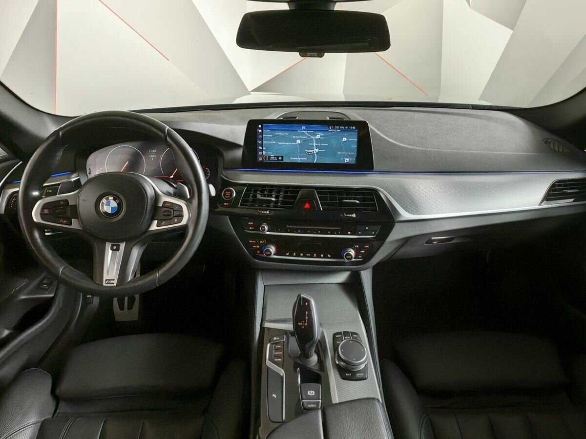 BMW 5 серии 2018 года с пробегом. Фото: #9