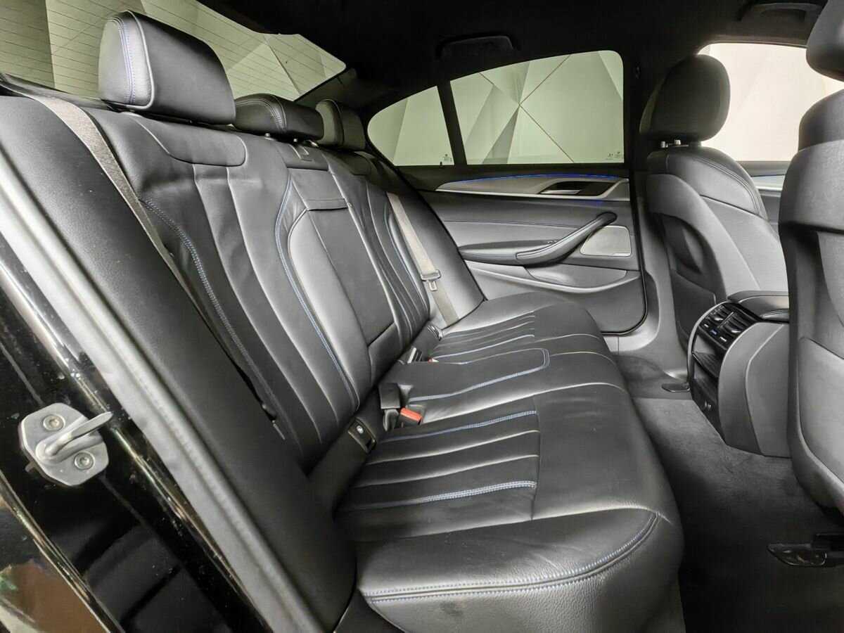 BMW 5 серии 2018 года с пробегом. Фото: #10