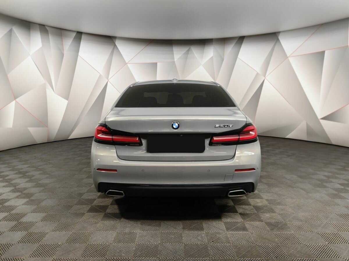 BMW 5 серии 2020 года с пробегом. Фото: #7