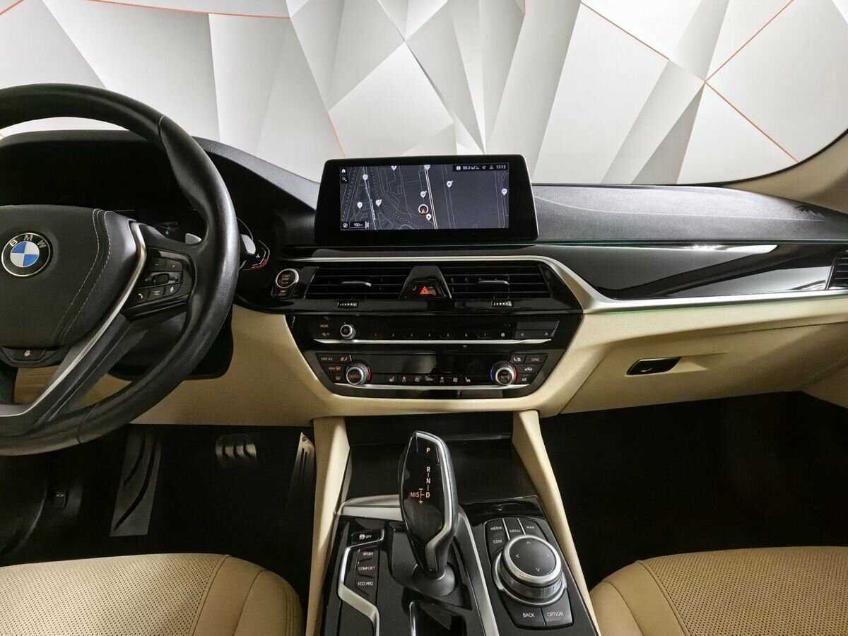 BMW 5 серии 2020 года с пробегом. Фото: #10