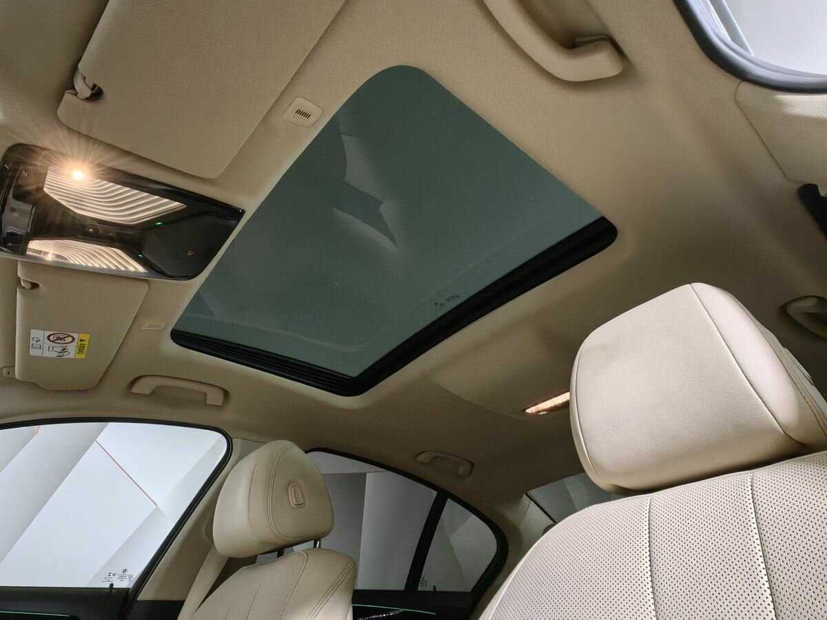 BMW 5 серии 2020 года с пробегом. Фото: #17