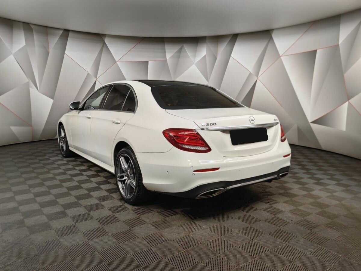 Mercedes-Benz E-Класс 2019 года с пробегом. Фото: #3