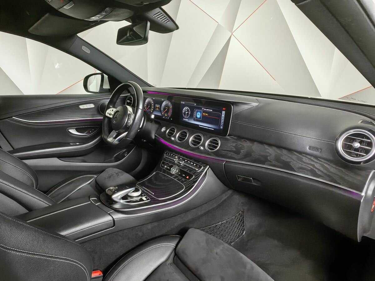 Mercedes-Benz E-Класс 2019 года с пробегом. Фото: #8