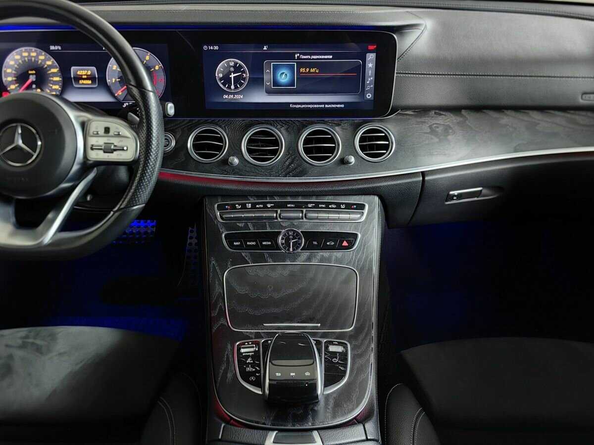 Mercedes-Benz E-Класс 2019 года с пробегом. Фото: #10