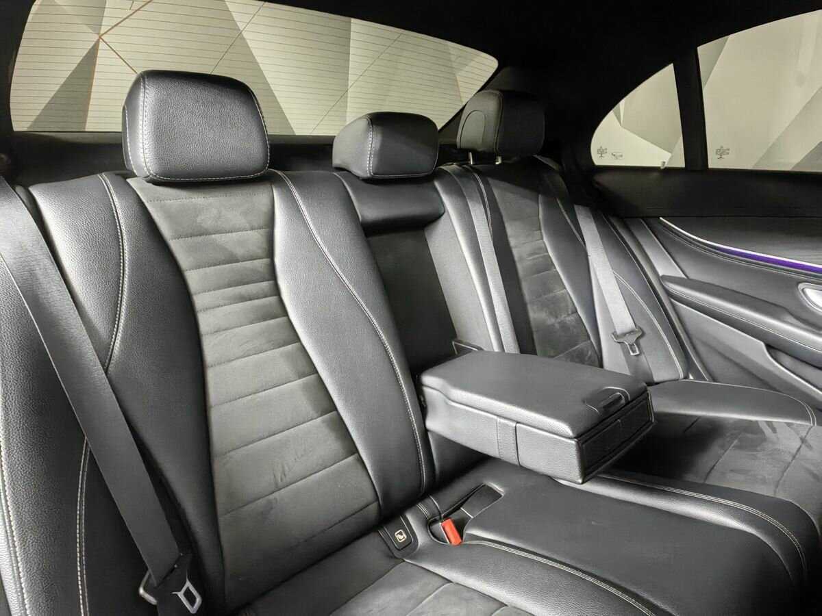 Mercedes-Benz E-Класс 2019 года с пробегом. Фото: #12