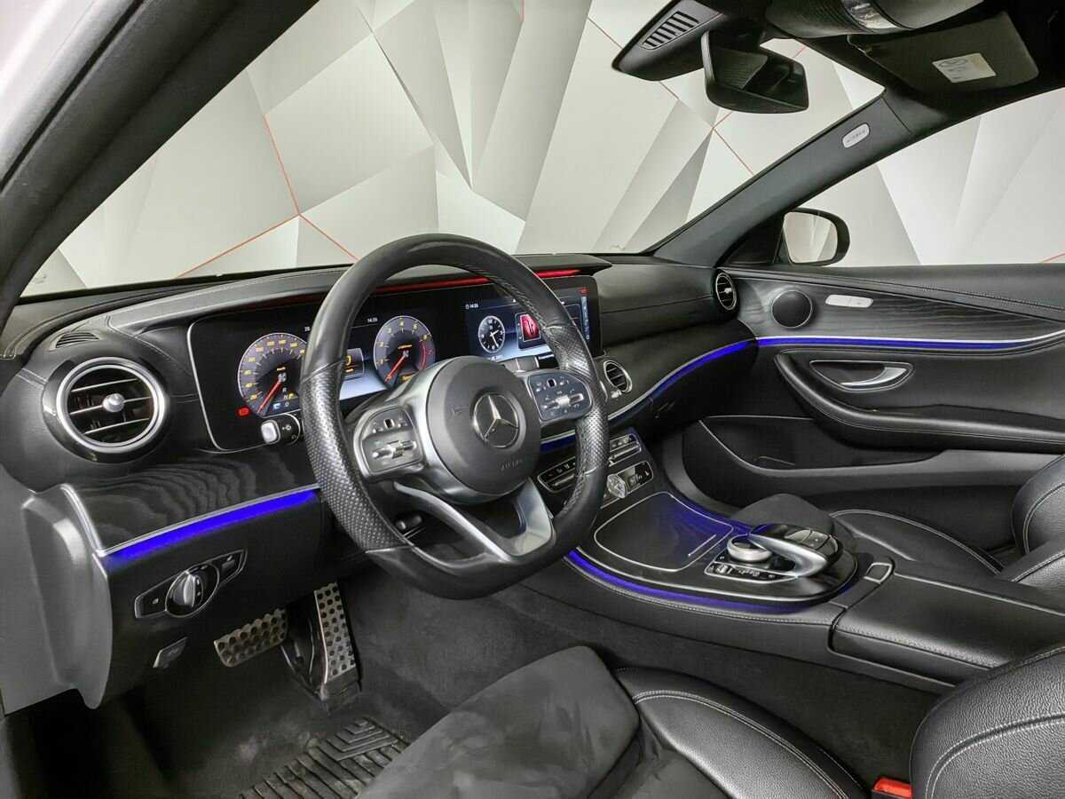 Mercedes-Benz E-Класс 2019 года с пробегом. Фото: #13