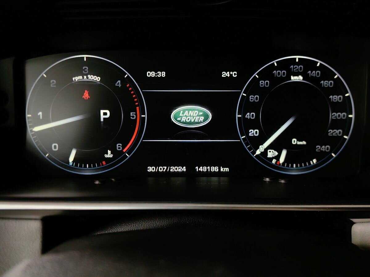 Land Rover Range Rover Sport 2016 года с пробегом. Фото: #16