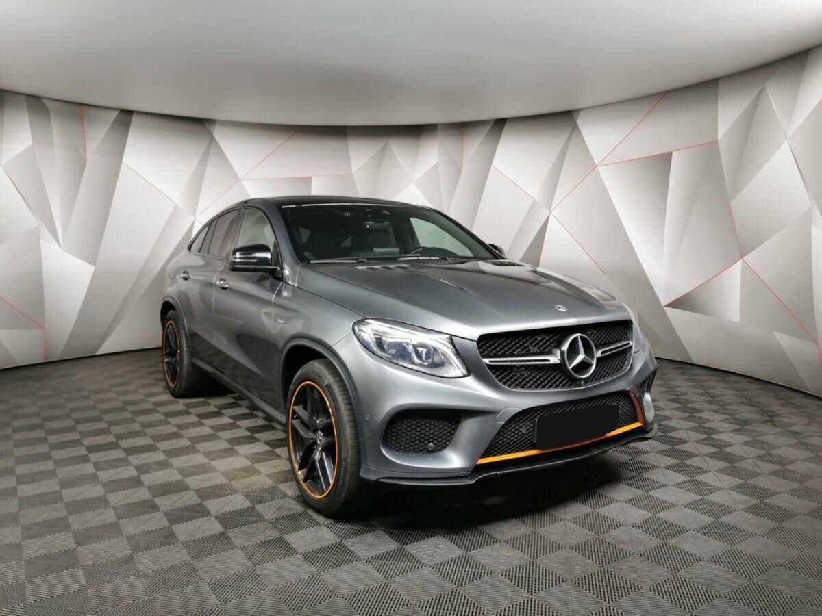 Mercedes-Benz GLE Coupe 2017 года с пробегом. Фото: #2
