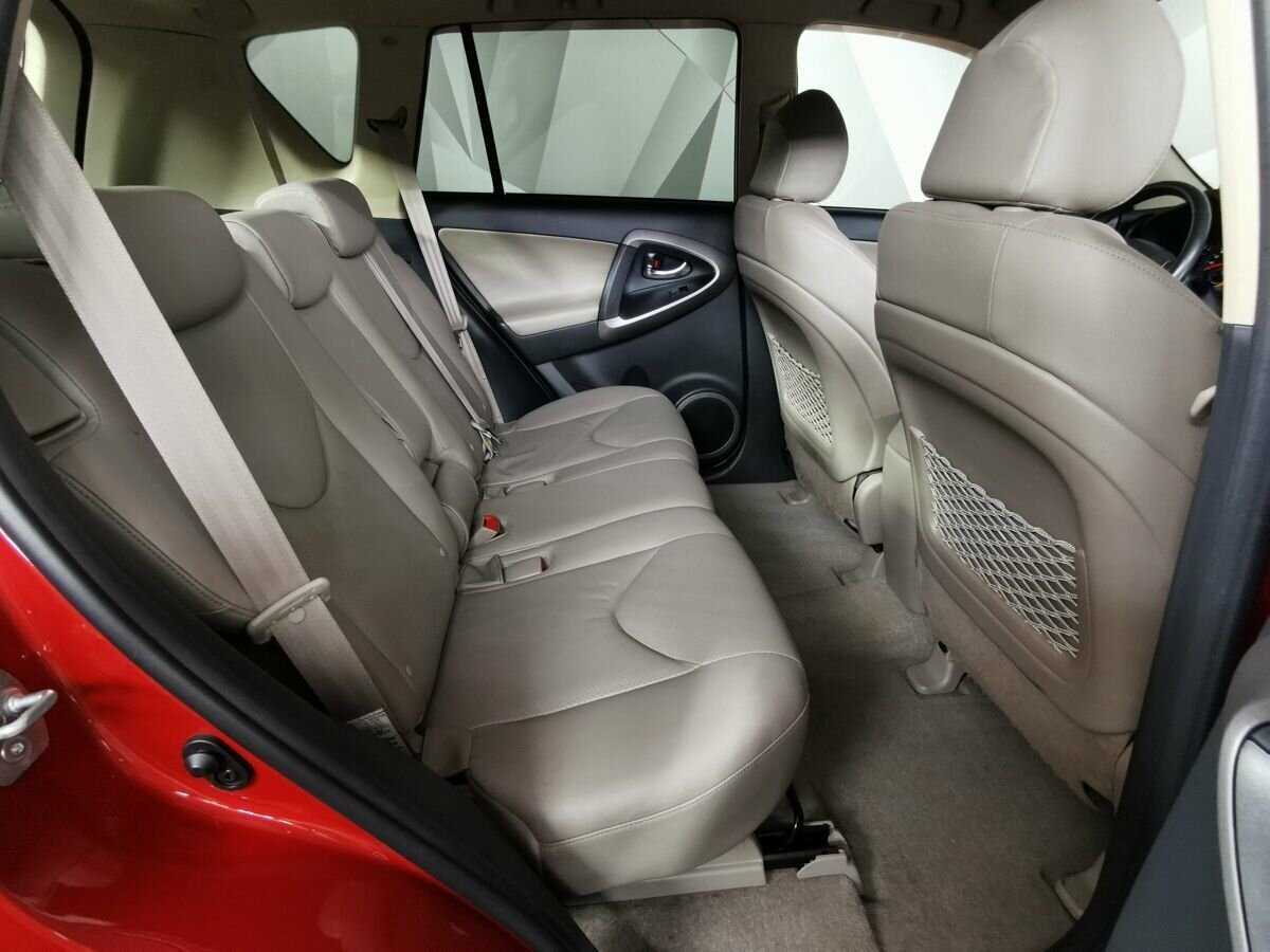 Toyota RAV4 2008 года с пробегом. Фото: #11
