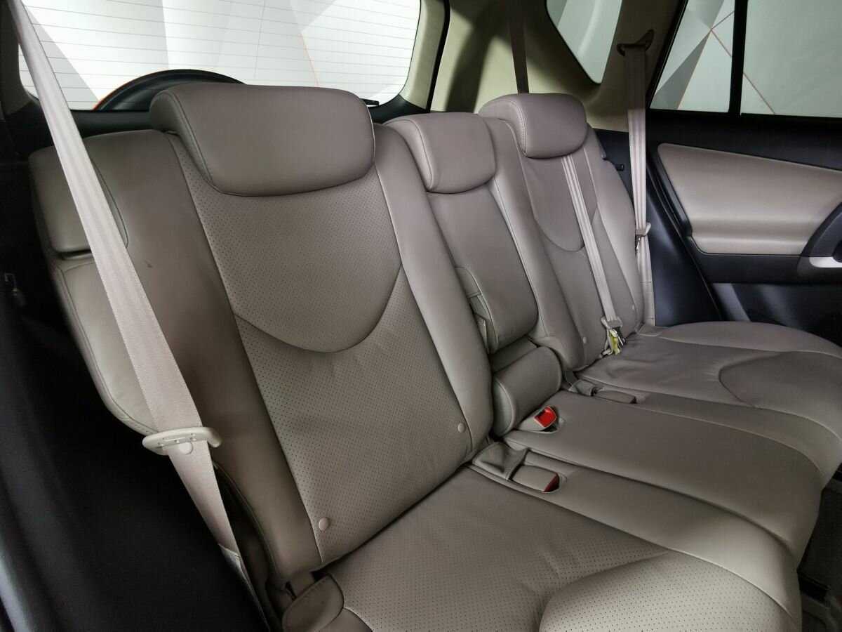 Toyota RAV4 2008 года с пробегом. Фото: #12