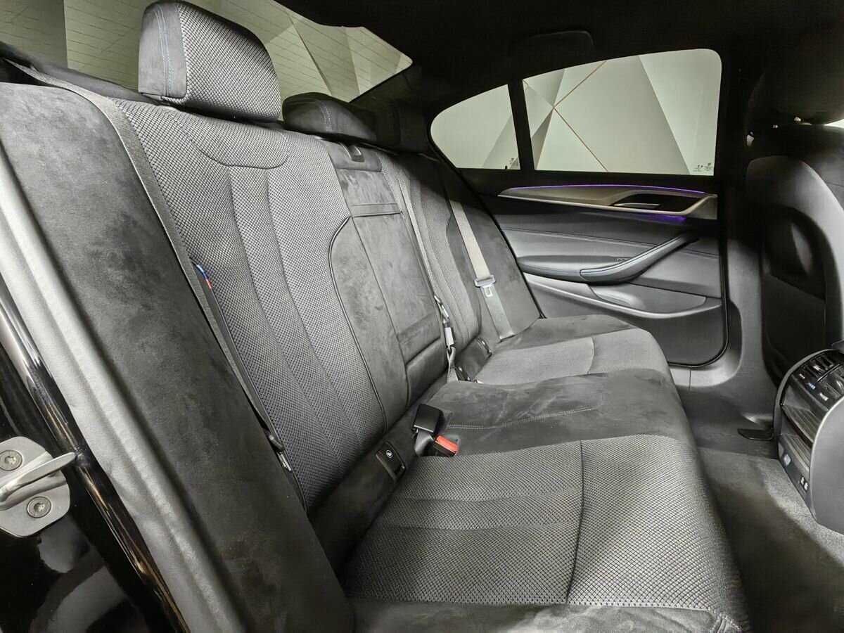 BMW 5 серии 2020 года с пробегом. Фото: #13