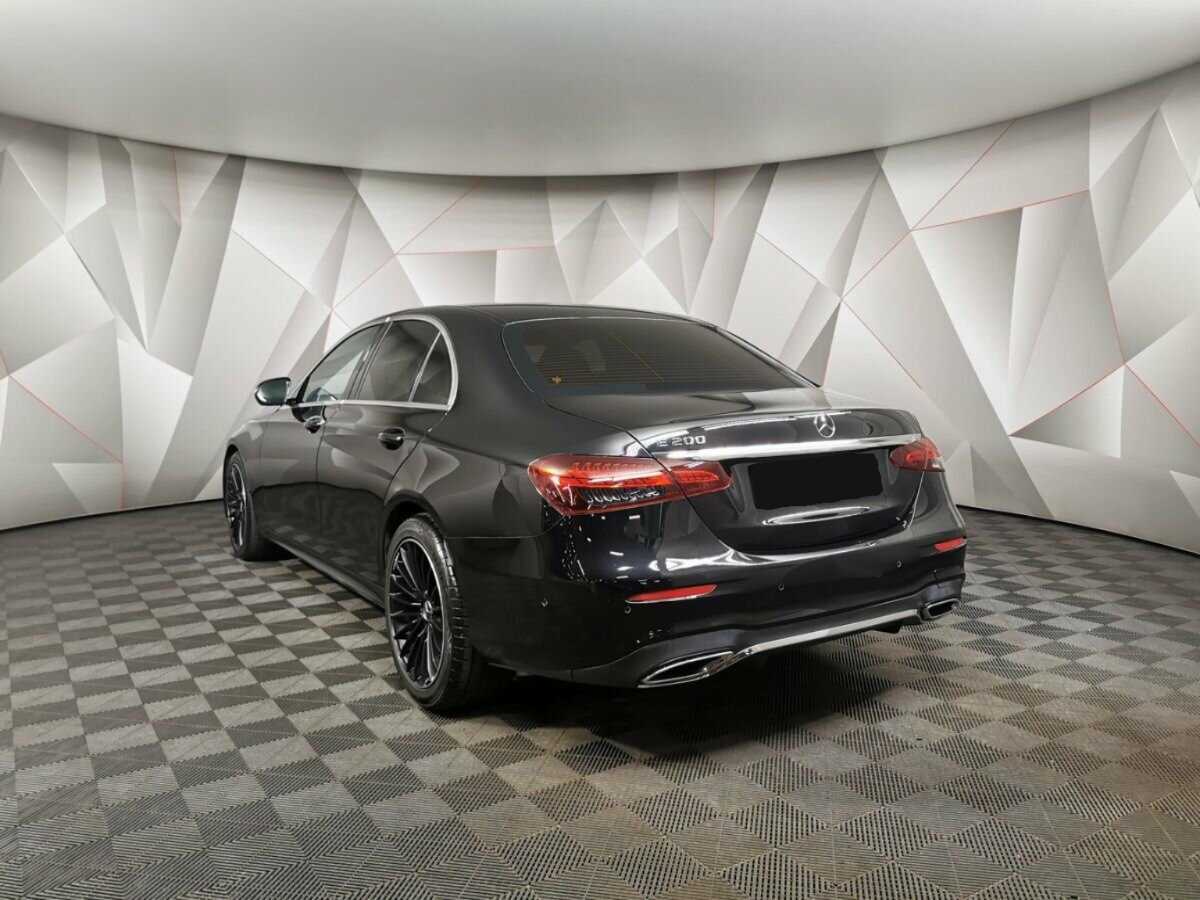 Mercedes-Benz E-Класс 2020 года с пробегом. Фото: #3