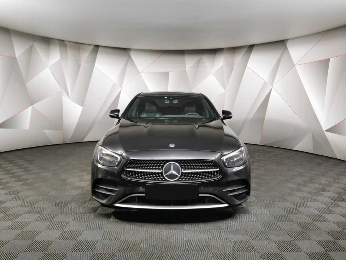 Mercedes-Benz E-Класс 2020 года с пробегом. Фото: #6