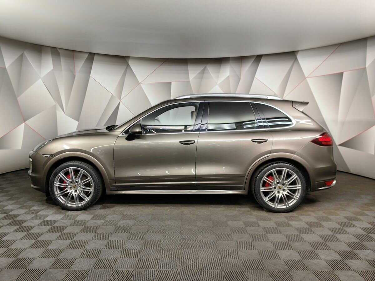 Porsche Cayenne 2012 года с пробегом. Фото: #4