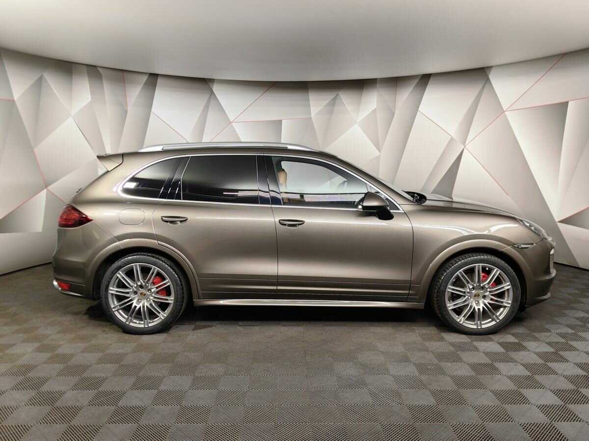 Porsche Cayenne 2012 года с пробегом. Фото: #5