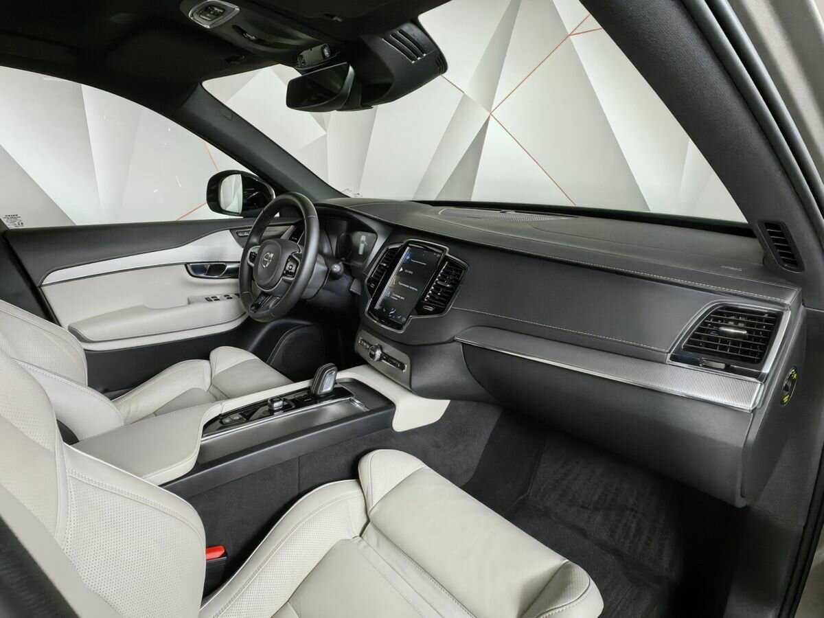 Volvo XC90 2021 года с пробегом. Фото: #8