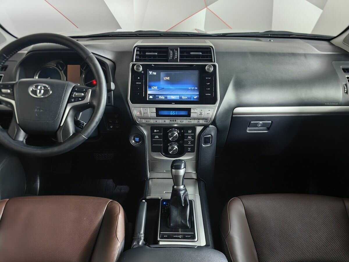 Toyota Land Cruiser Prado 2017 года с пробегом. Фото: #10