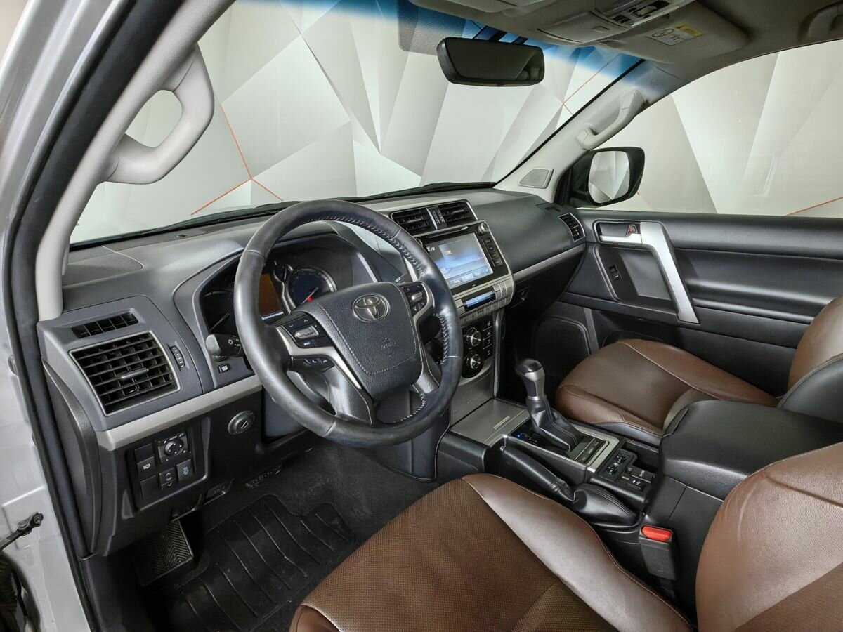 Toyota Land Cruiser Prado 2017 года с пробегом. Фото: #13