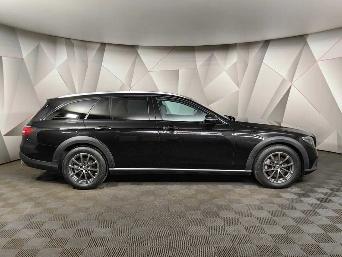 Mercedes-Benz E-Класс 2018 года с пробегом. Фото: #5