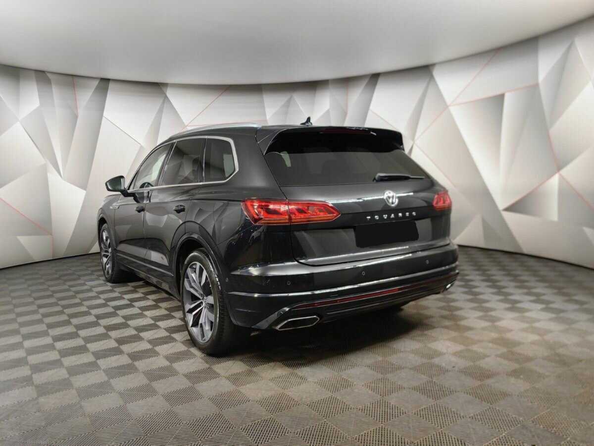 Volkswagen Touareg 2019 года с пробегом. Фото: #3