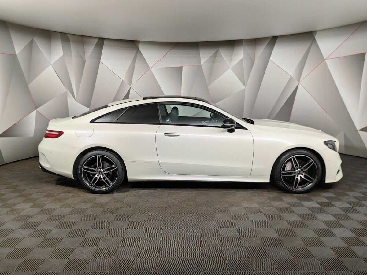 Mercedes-Benz E-Класс 2017 года с пробегом. Фото: #5