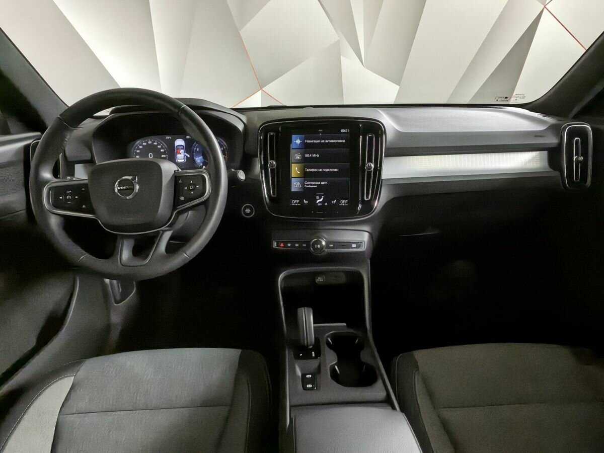 Volvo XC40 2021 года с пробегом. Фото: #9