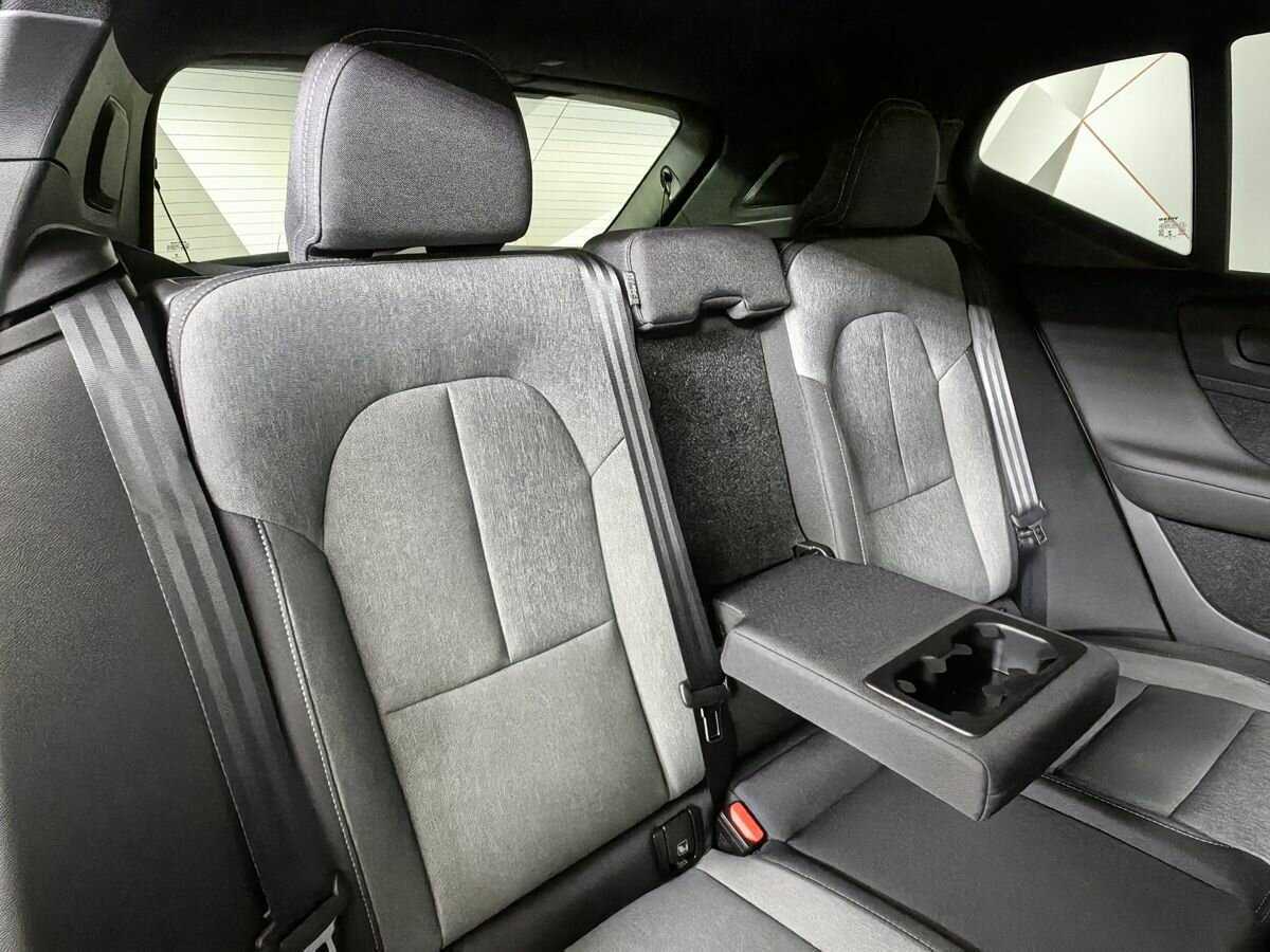 Volvo XC40 2021 года с пробегом. Фото: #12