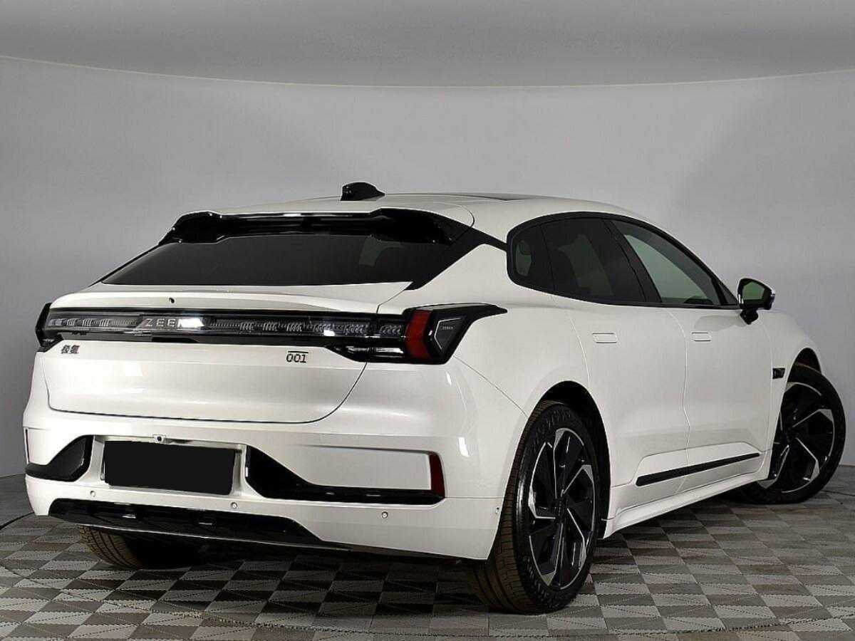 Zeekr 001 2022 года с пробегом. Фото: #1