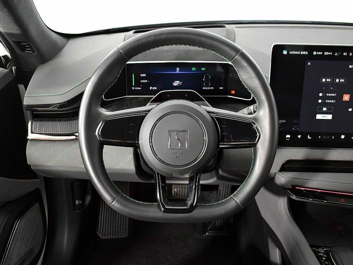 Zeekr 001 2022 года с пробегом. Фото: #11